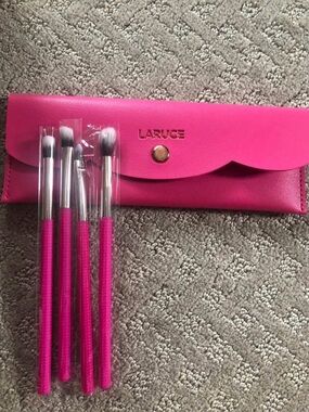 LARUCE BEAUTY Kayla 4-Piece Eye Makeup Brush Set